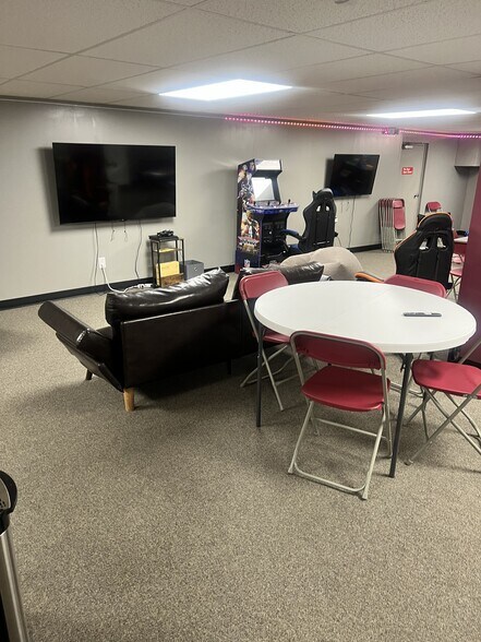 More Photos Of 2301 N 3rd St, Harrisburg Office For Sale