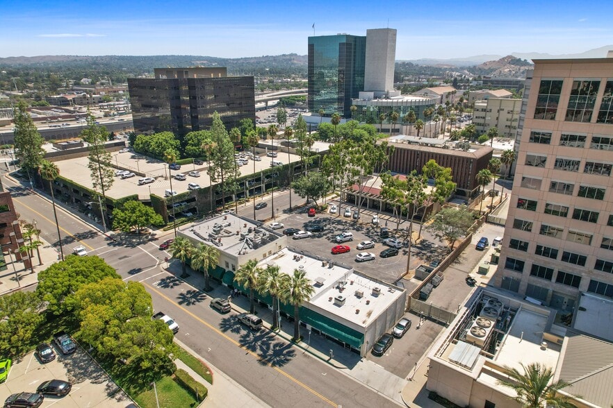 More Photos Of 3516 9th St, Riverside Office For Lease