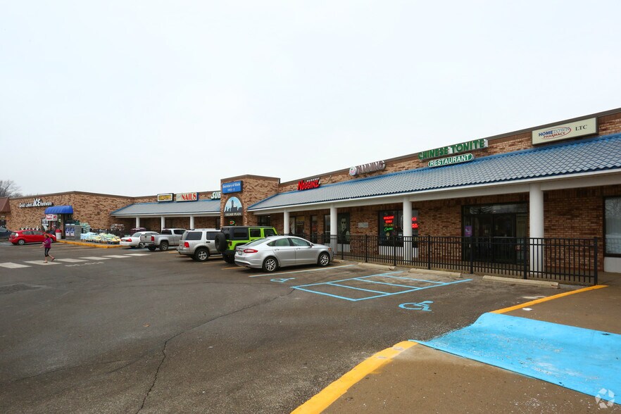 Primary Photo Of 1101-1125 S Main St, Chelsea Unknown For Lease