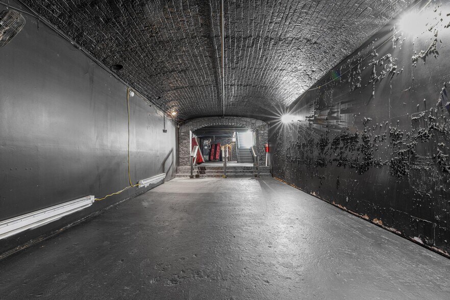 More Photos Of 54 Crosby St, New York Storefront For Lease