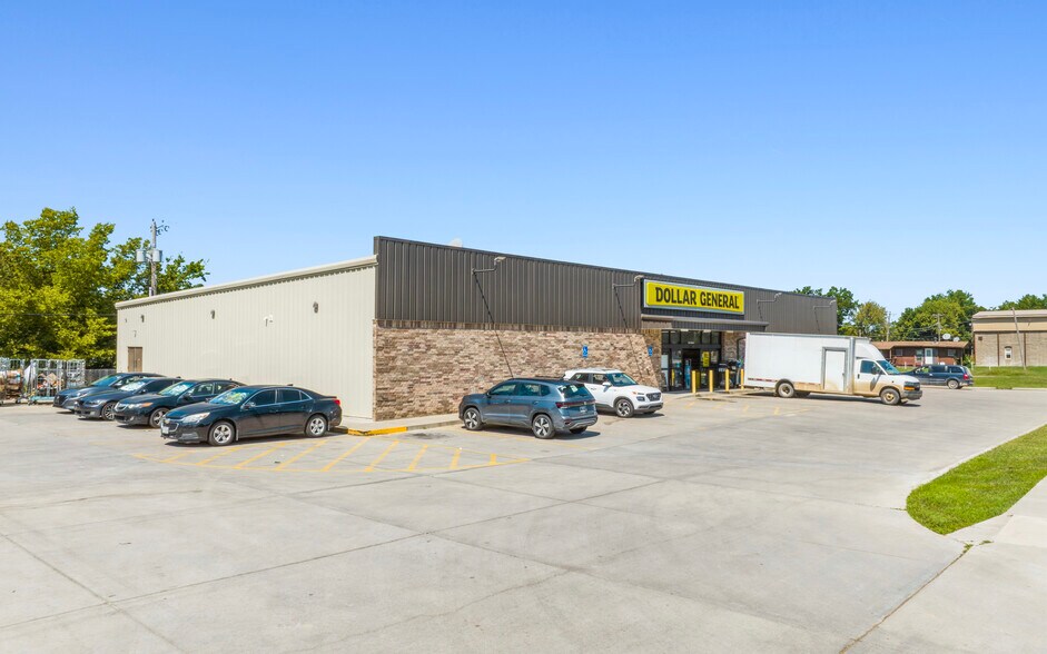 More Photos Of 241 N Main St, Jennings Freestanding For Sale