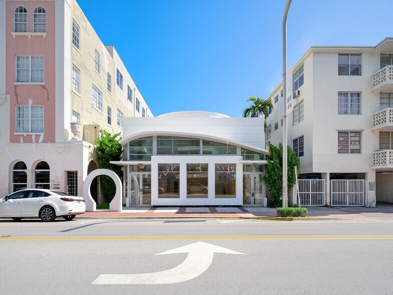 More Photos Of 721 Collins Ave, Miami Beach Storefront For Sale