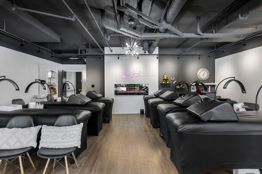 More Photos Of 50 St Thomas St, St. Albert Apartments For Sale