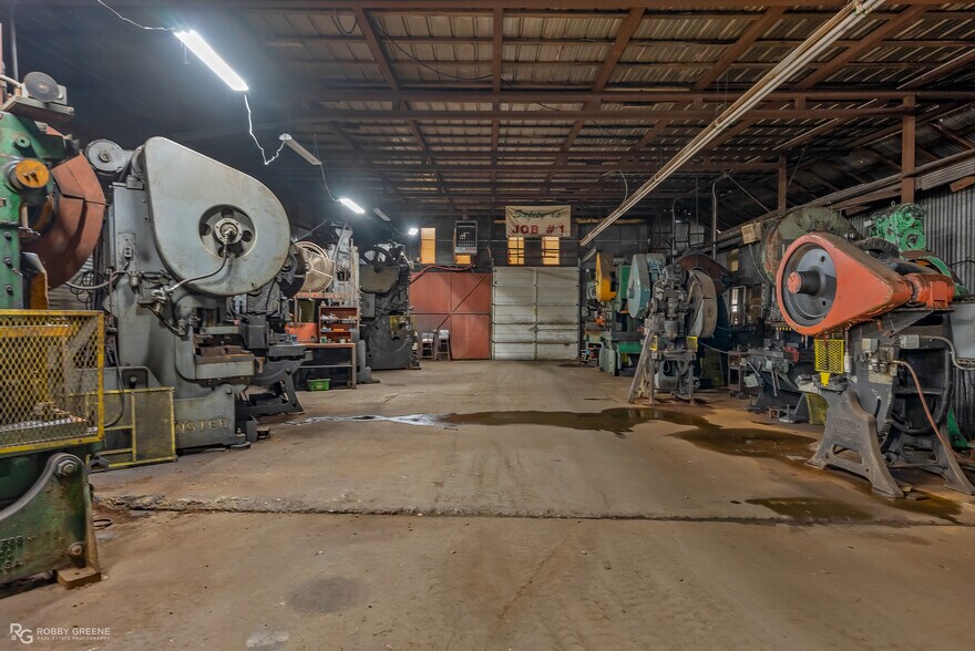 More Photos Of 1326 East St, Minden Industrial For Sale