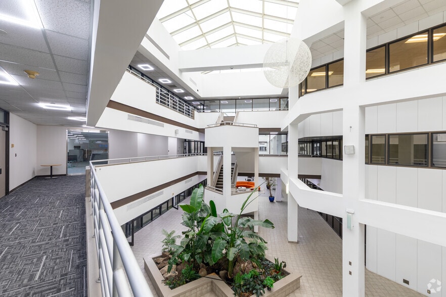 More Photos Of 23 Orchard Rd, Skillman Office For Lease