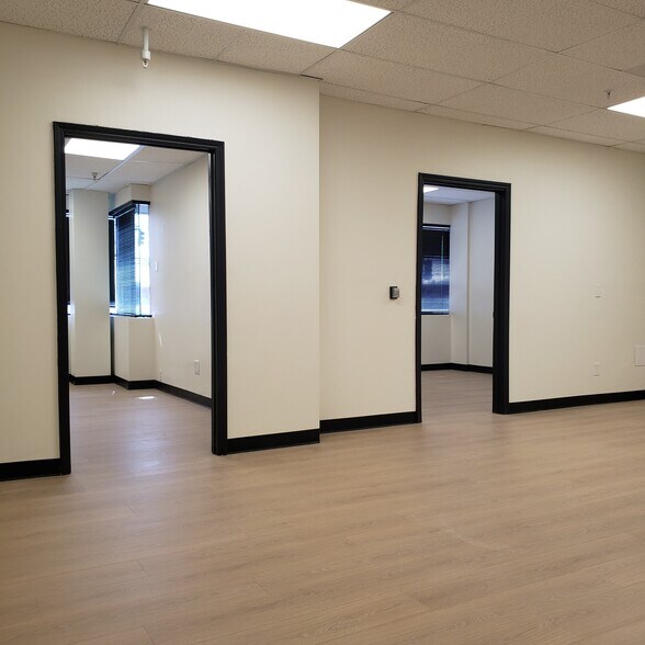 More Photos Of 555 W Redondo Beach Blvd, Gardena Office For Sale