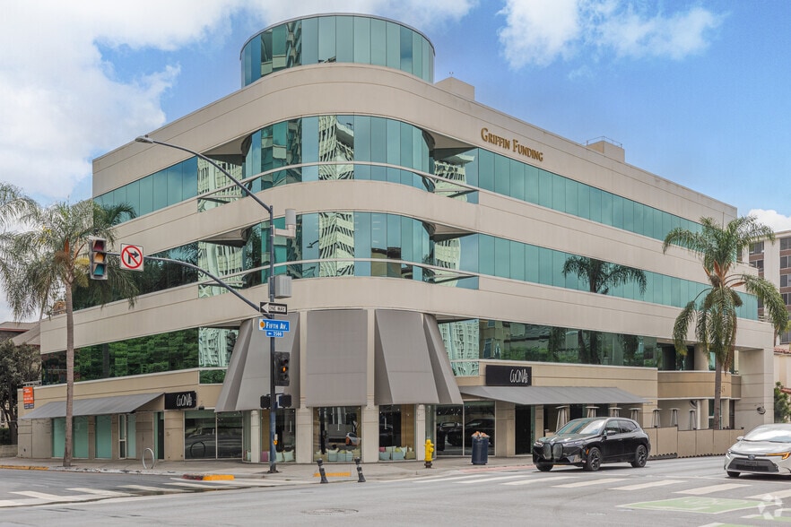 More Photos Of 2445 5th Ave, San Diego Office For Lease
