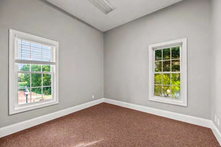 More Photos Of 6614 Shallowford Rd, Lewisville Medical For Sale