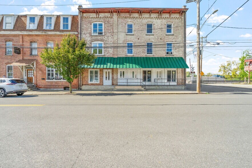 More Photos Of 98 S Main St, Castleton On Hudson Multifamily For Sale