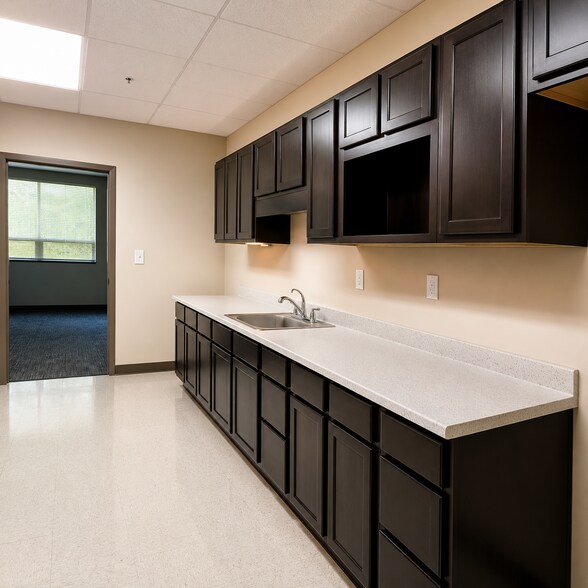 More Photos Of 910 Pinon Ranch Vw, Colorado Springs Office For Lease
