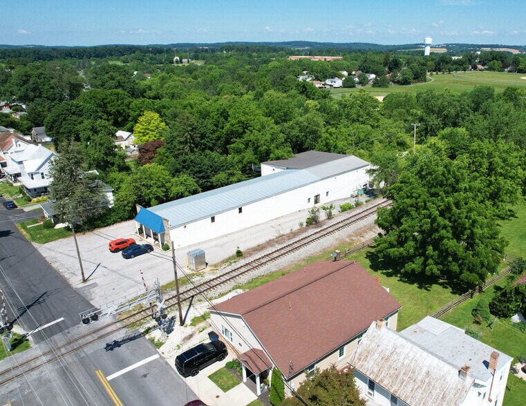 More Photos Of 4030 Gill Ave, Hampstead Research And Development For Sale