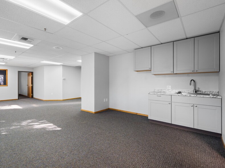 More Photos Of 5405 Mae Anne Ave, Reno Office For Lease