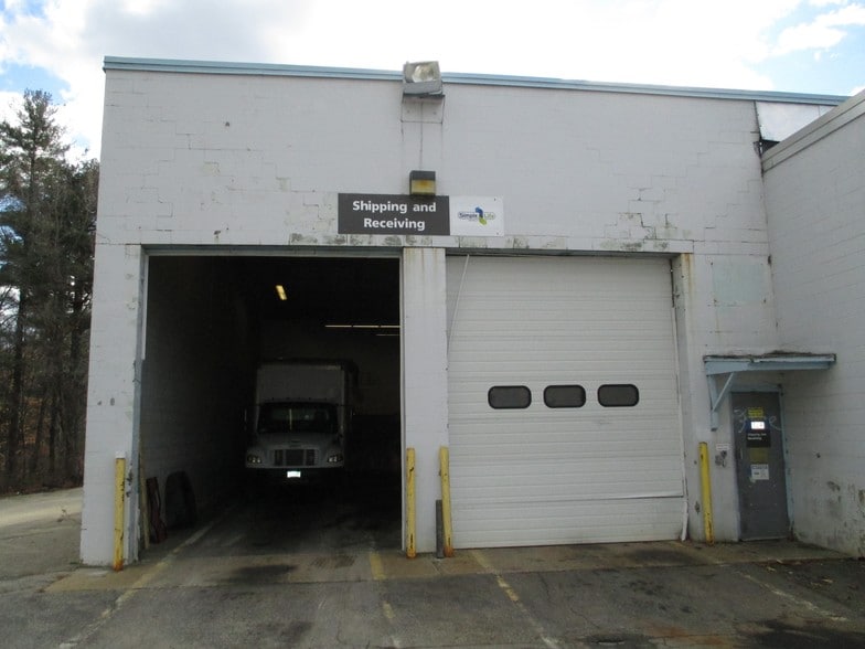 More Photos Of 9 Great Falls Ave, Rochester Manufacturing For Lease