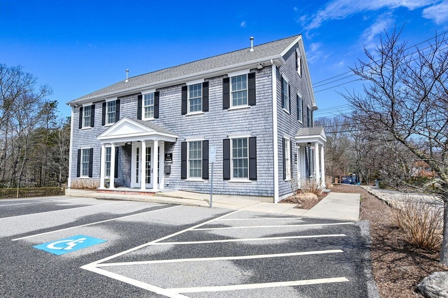 Primary Photo Of 10 County Rd, North Falmouth Office For Lease