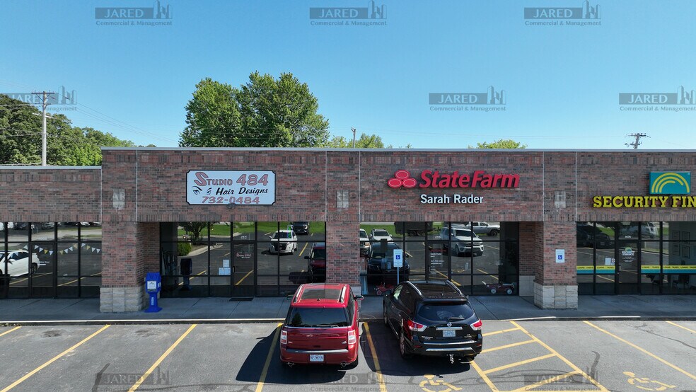 More Photos Of 1600-1694 US Highway 60 E, Republic Storefront Retail Office For Lease