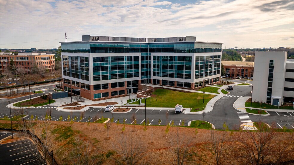 More Photos Of 1501 Nowell Rd, Raleigh Office For Lease