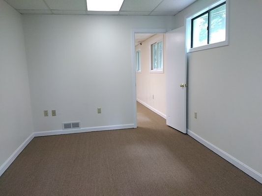 More Photos Of 4 Hotel Pl, Pepperell Office For Lease