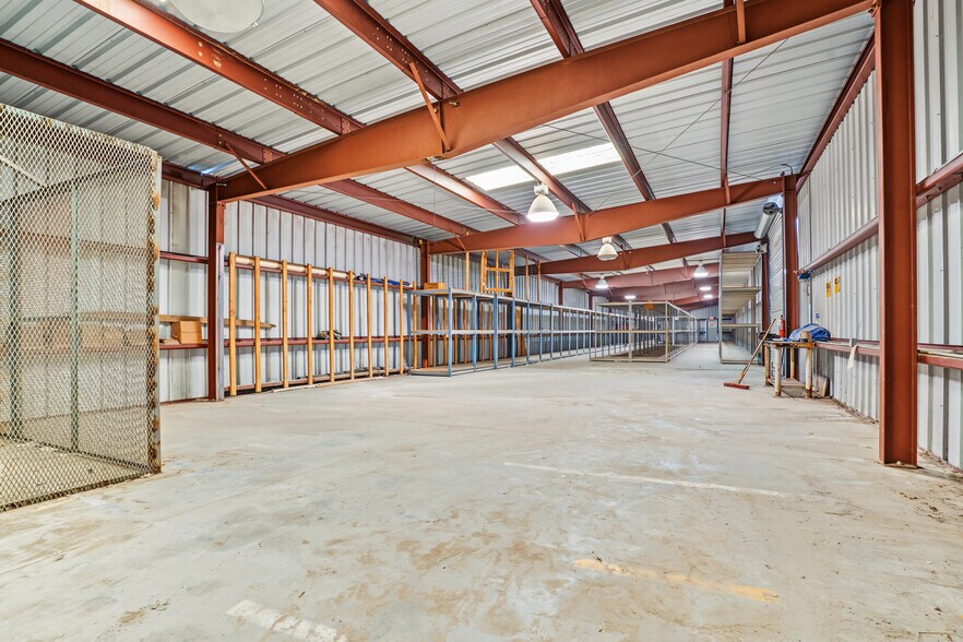 More Photos Of 12625 40th St N, Clearwater Warehouse For Sale