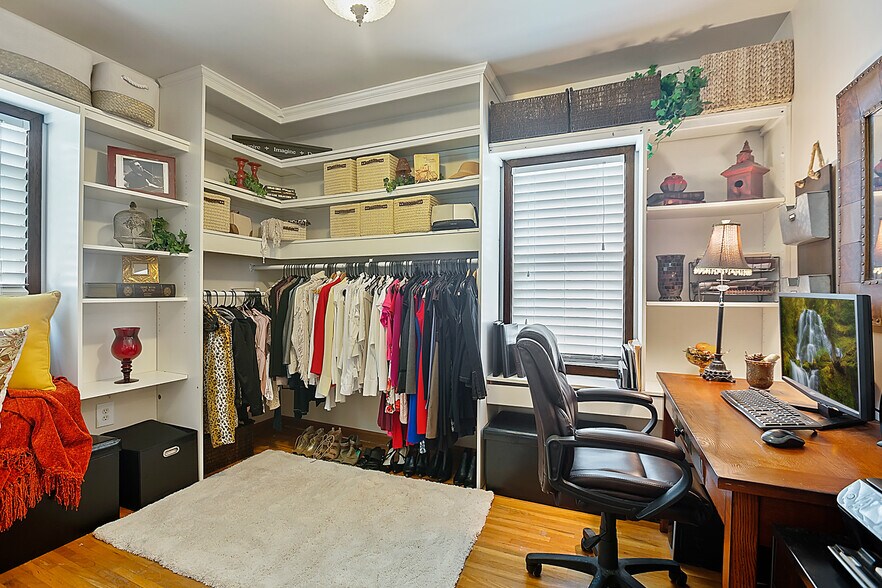 More Photos Of 101 N Evergreen Rd, Spokane Office For Lease