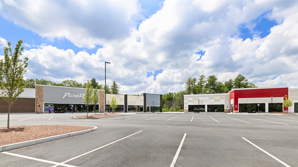 More Photos Of 440 Middlesex Rd, Tyngsborough Unknown For Lease