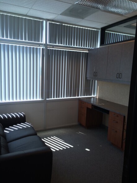 More Photos Of 5201 Deer Valley Rd, Antioch Office For Sale