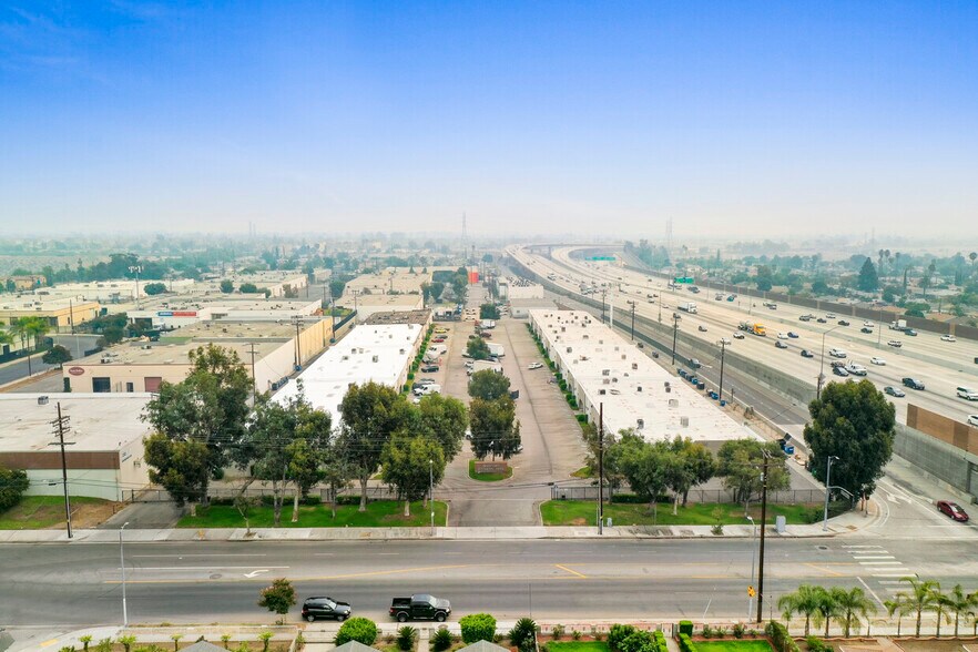 More Photos Of 12970 Branford St, Arleta Warehouse For Lease