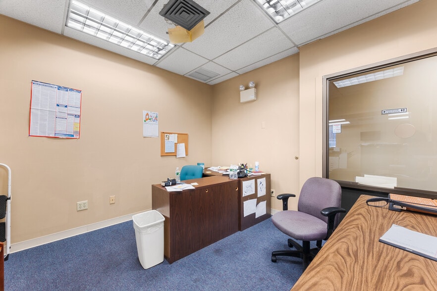 More Photos Of 136 E Main St, Meriden Religious Facility For Sale