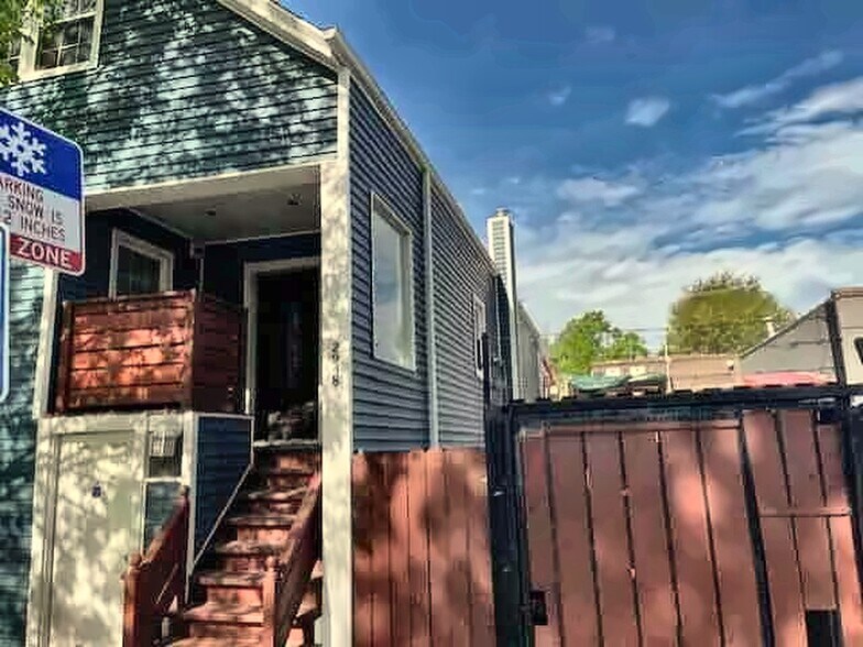 More Photos Of 2948 N Narragansett Ave, Chicago Apartments For Sale