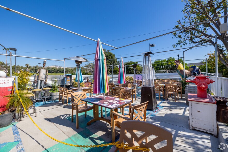 More Photos Of 2585 Cochran St, Simi Valley Unknown For Sale