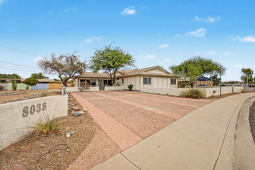 More Photos Of 8038 E Almeria Rd, Scottsdale Office For Sale