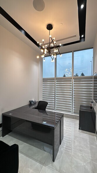 More Photos Of 9300 Goreway Dr, Brampton Storefront Retail Office For Sale