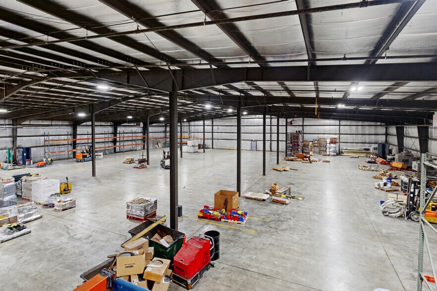 More Photos Of 777 Weaver Blvd, Wapello Industrial For Sale