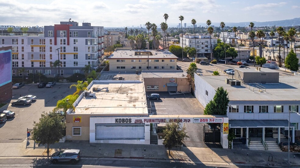 Primary Photo Of 963 - 965 South Western Avenue, Los Angeles Freestanding For Lease
