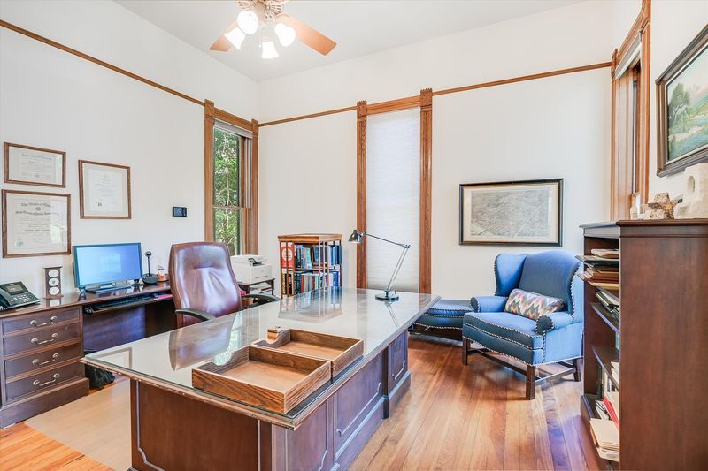 More Photos Of 2210 San Gabriel St, Austin Office Residential For Sale