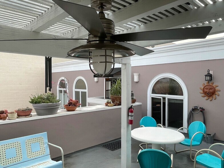 More Photos Of 6738 Greenleaf Ave, Whittier Storefront Retail Office For Sale