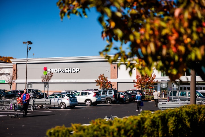 More Photos Of 683 Farmington Ave, Bristol Unknown For Lease