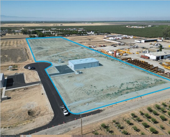 More Photos Of 30732 San Diego st, Shafter Warehouse For Lease