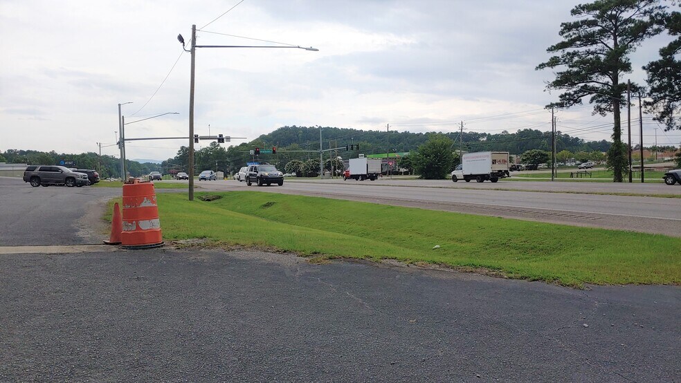 More Photos Of 1550 Pelham Rd S, Jacksonville Land For Sale