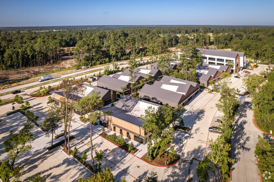 More Photos Of 1259 Grand Central Blvd, Conroe Unknown For Lease