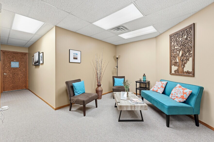 More Photos Of 1840 Post Rd, Plover Storefront Retail Office For Sale