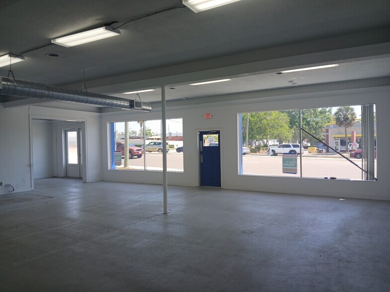 More Photos Of 528 S Missouri Ave, Clearwater Storefront Retail Office For Lease