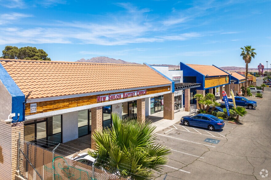 More Photos Of 4640 E Flamingo Rd, Las Vegas Storefront Retail Office For Lease