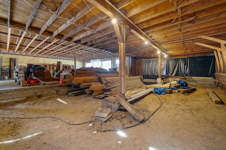 More Photos Of 625 Nehalem Blvd, Wheeler Storefront Retail Residential For Sale