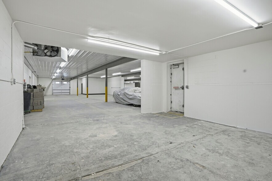 More Photos Of 4455-4477 Garfield St, Denver Warehouse For Lease