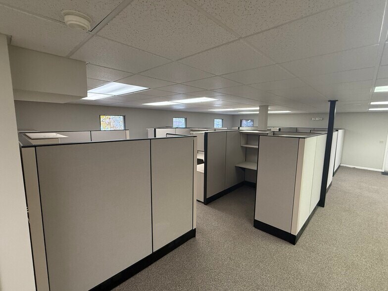 More Photos Of 53842 Generations Dr, South Bend Office For Lease