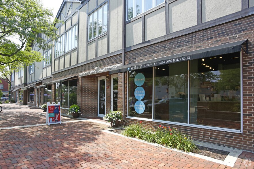 More Photos Of 361 Park Ave, Glencoe Storefront Retail Office For Lease