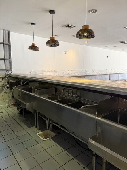 More Photos Of 3129 W Sunset Blvd, Los Angeles Apartments For Lease