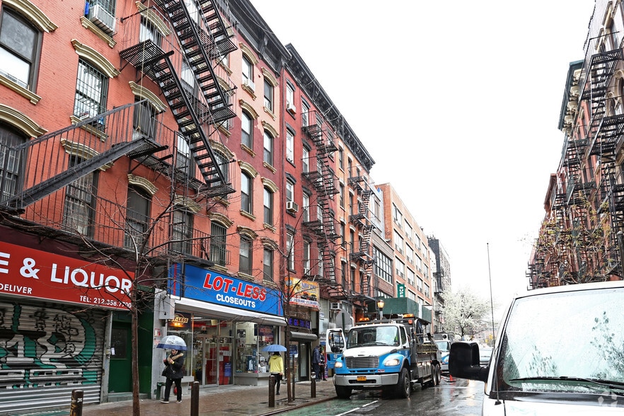 More Photos Of 84 Clinton St, New York Apartments For Lease