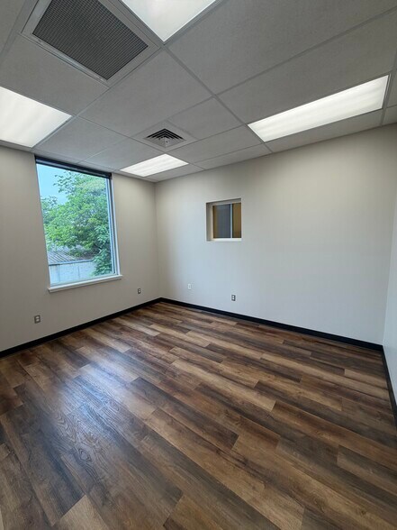 More Photos Of 703 S Church St, Georgetown Coworking Space