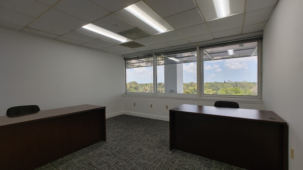More Photos Of 210 N University Dr, Coral Springs Office For Lease